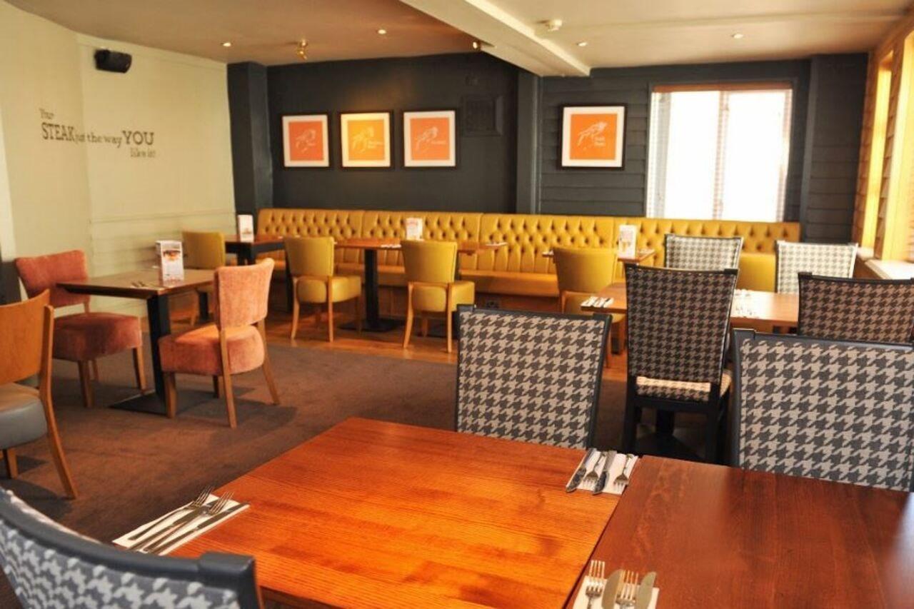Premier Inn Ipswich South ภายนอก รูปภาพ